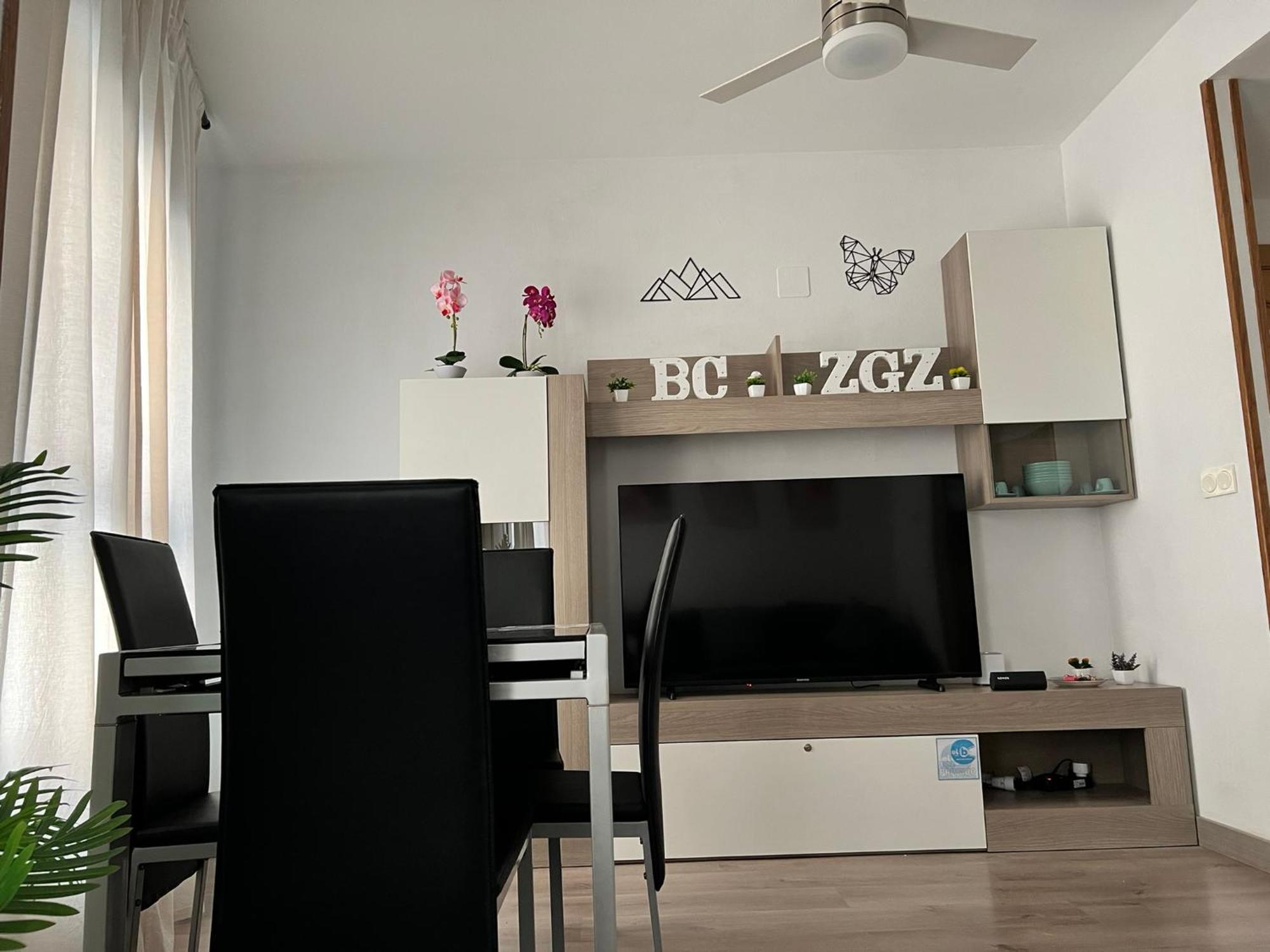 Appartamento El Bc Zaragoza - Aljaferia Esterno foto