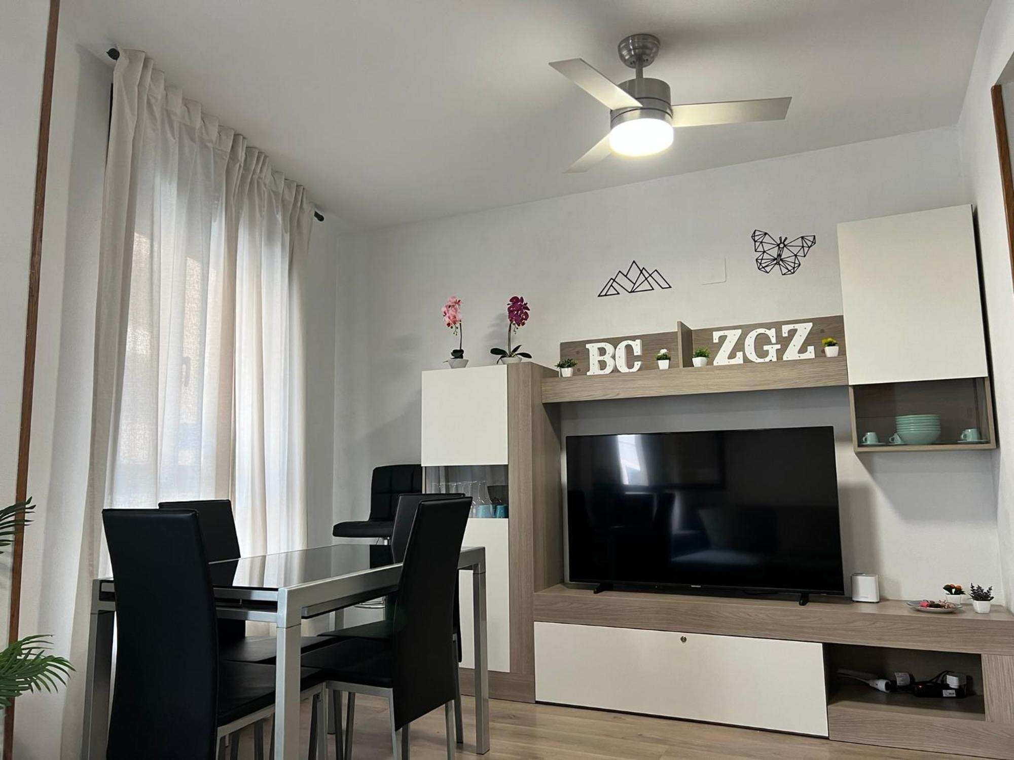 Appartamento El Bc Zaragoza - Aljaferia Esterno foto